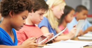 Digital Literacy in Education: Navigating the Challenges and Opportunities